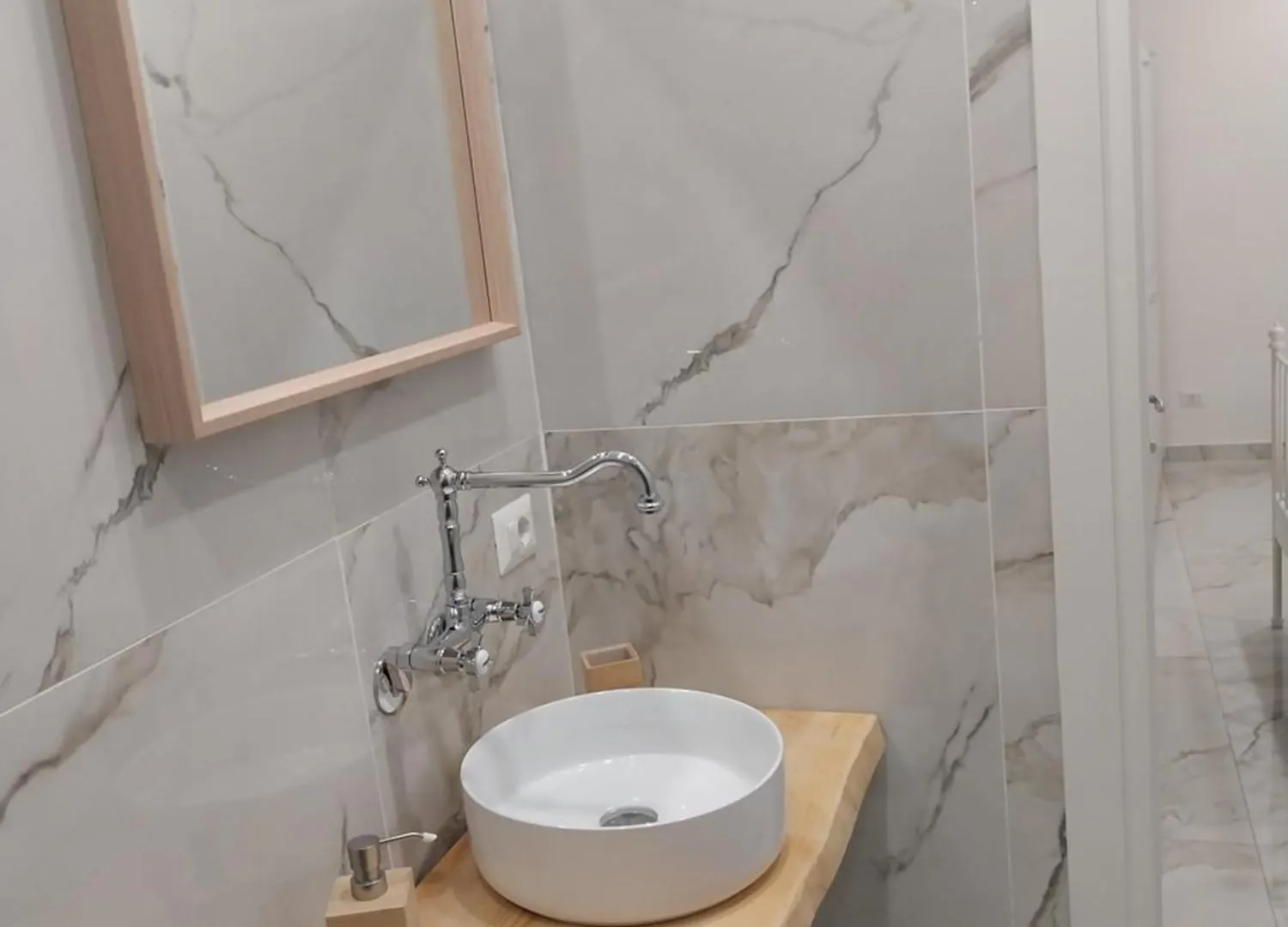 Quartieri Spagnoli House Naples