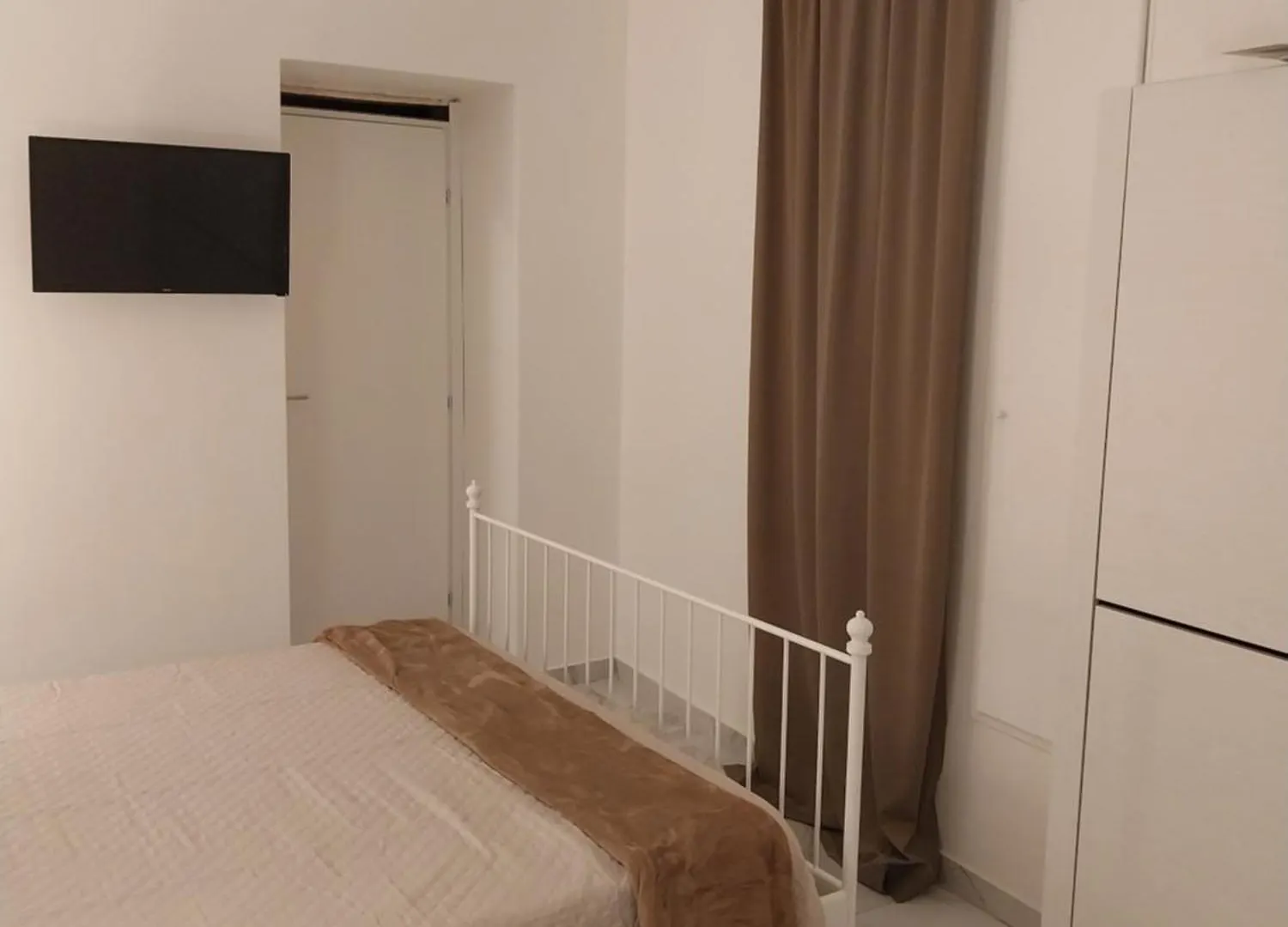 Guest house Quartieri Spagnoli House Naples